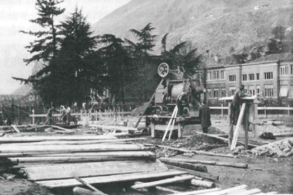 Bild2 sw Unsere Geschichte